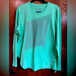 Women’s Under Armor athletic top